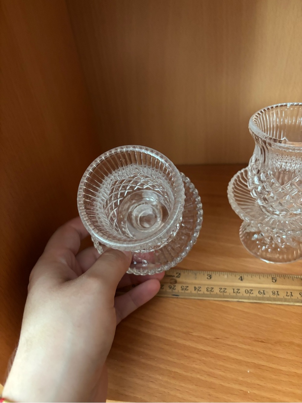 PartyLite Vintage Crystal Diamond Quilt Votive Candle Holders Set of 2 - Picture 4 of 4